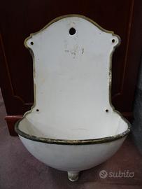 Fontanella a parete con lavabo in ghisa Antica