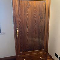 Armadio / armadietto legno antico