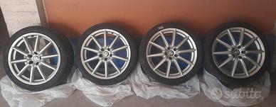 Cerchi Alfa Romeo + Pneumatici estivi 235/40/19"