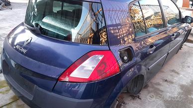 Ricambi RENAULT MEGANE 1.5 diesel anno 2004