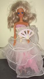 BARBIE DANZA MAGICA anni 90