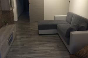 Casa indipendente ristrutturata e arredata