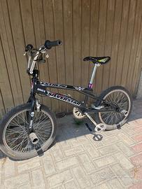 BMX Silver Star Extreme con pedane avanti e dietro