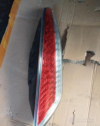 Stop dx lancia delta 2011