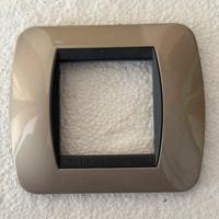 Placche Ticino living International col. Titanio