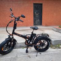 Bicicletta elettrica con pedalata assistita
