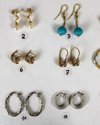 Orecchini " Vintage " in oro 750 e pietre varie