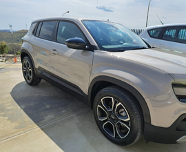 Jeep Avenger E-Hybrid Summit