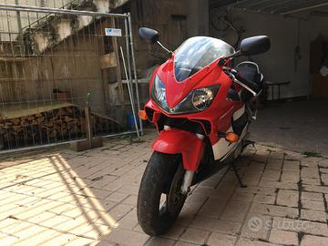 Honda Cbr 600 F