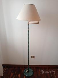 Lampada ad angolo o piantana 