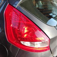 Fanale posteriore sinistro FORD FIESTA del 2009