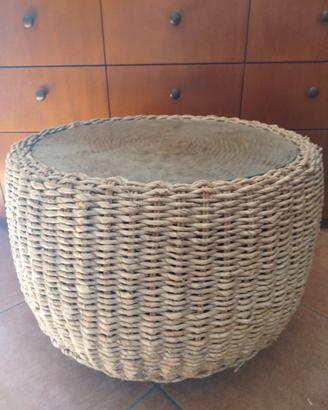 Pouf  in vimini intrecciato con ripiano in vetro
