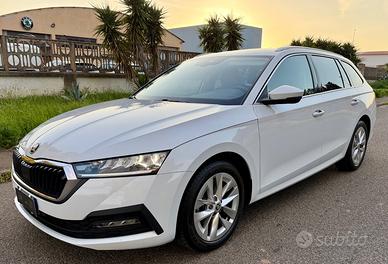 Skoda Octavia 2.0 TDI SCR 150 CV DSG Wagon Executi