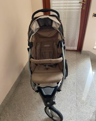 Passeggino greco robusto a 3 ruote, Accessoriato