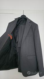 giacca e pantaloni mai usati