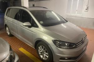 Volkswagen Touran 1.6 TDI 115 CV SCR DSG Executive