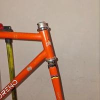 telaio bici corsa vintage senza congiunzioni 