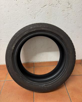 4 pneumatici estivi Pirelli Runflat R17