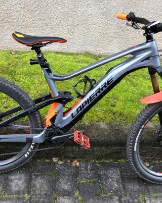 BICI ELETTRICA  LAPIERRE