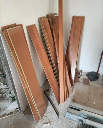 Laminato pavimento usato e smontato