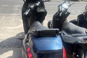 Piaggio XEvo 400