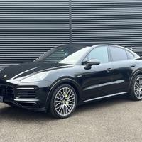 Porsche Cayenne Coupè 3.0 V6 E-Hybrid Platinu...