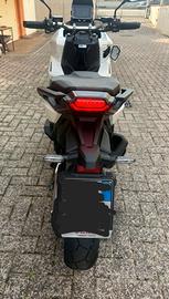 X-ADV 750 MOTOCICLO