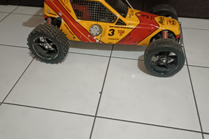 Macchinetta a scoppio RC scala 1/5