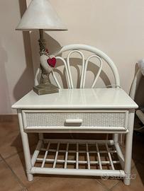 🌼 Coppia di comodini in rattan bianco laccato