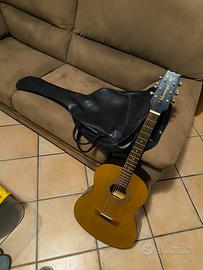 chitarra acustica vintage