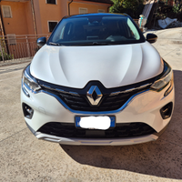 Renault captur hybrid