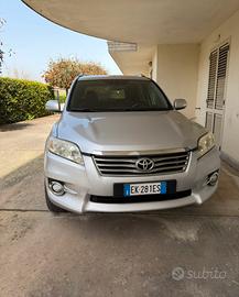 Toyota rav4 2200 150 cavalli diesel impeccabile