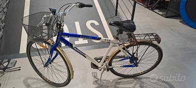 Bicicletta City Bike Regina 972