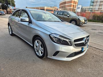 Mercedes-benz A 180 d Premium