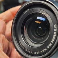 Panasonic Lumix G Vario 12-60mm F3.5-5.6 OIS micro