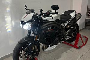 Triumph Speed Triple 1050 RS