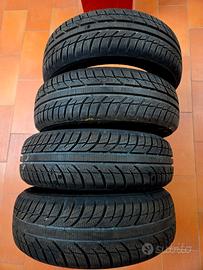 4 Pneumatici invernali Toyo Snowprox S943 175/60 R