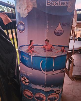 Piscina Bestway 3.05m x 76 cm con Skimmer e telo 