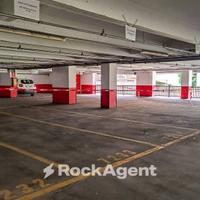 POSTI AUTO IN BUSINESS CENTER