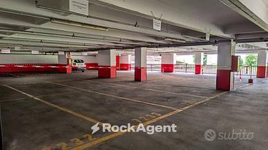 POSTI AUTO IN BUSINESS CENTER