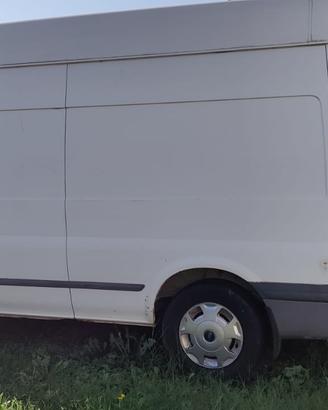 Ford Transit 2012