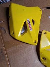 fianchetti e tabella portanumero suzuki rm 125 