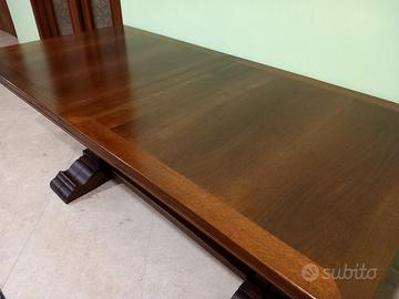 Tavolo in noce allungabile 