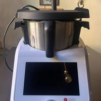 Robot da cucina, impasta, cuoce, cuoce a vapore..