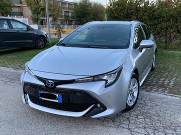 Toyota corolla 1.8 hybrid 2020