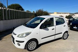 Hyundai i10 1.1 benzina 2011
