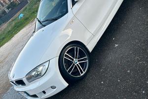 Ricambi Serie 1 123D E81