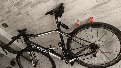 Canyon Ultimate CF SL 