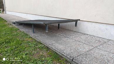 rampa per disabili o scarico merci