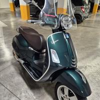 Vespa GTS 300 hpe Touring ABS